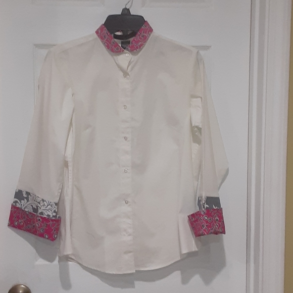 Pearly Vine Blouse - Picture 1 of 5